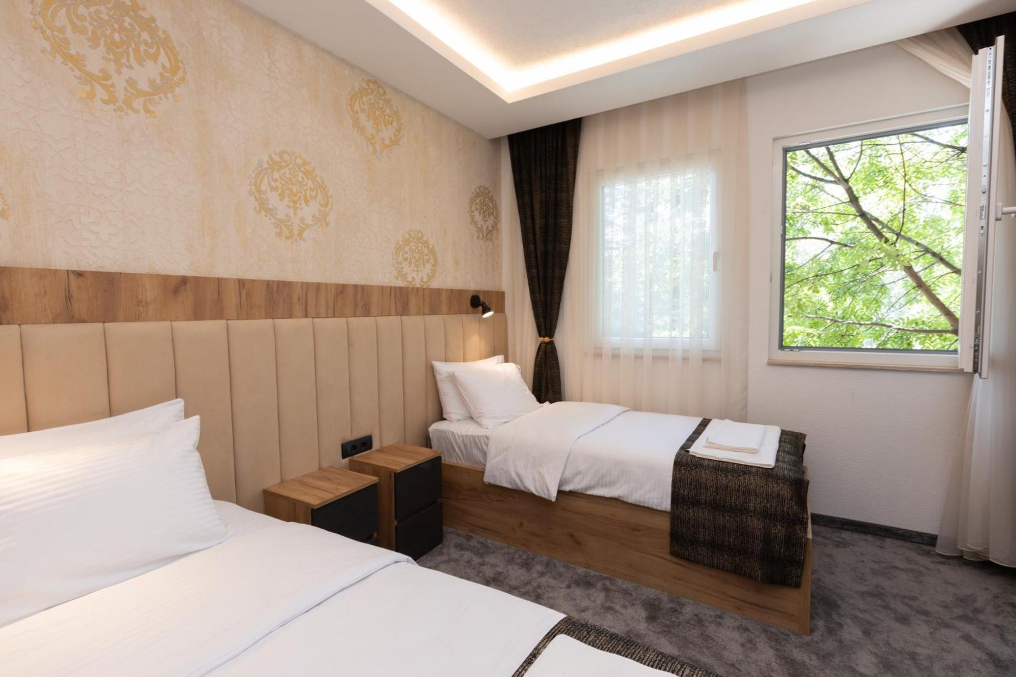 Hotel M Star Novi Pazar Exteriör bild